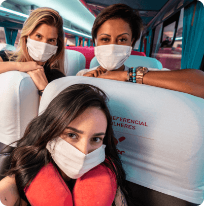 Funcionários da Buser no ônibus